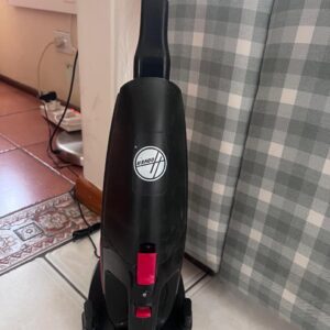 93. Hoover Cordless vacuum cleaner